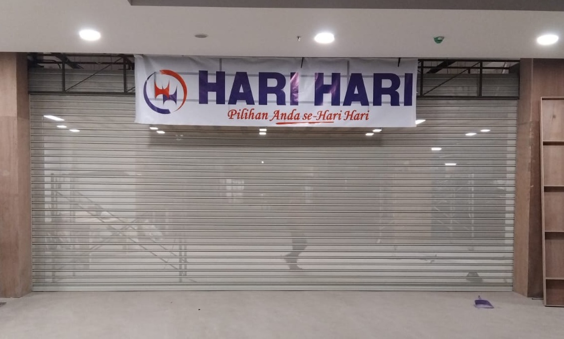Rolling Door Industri Suma Doors tampak depan